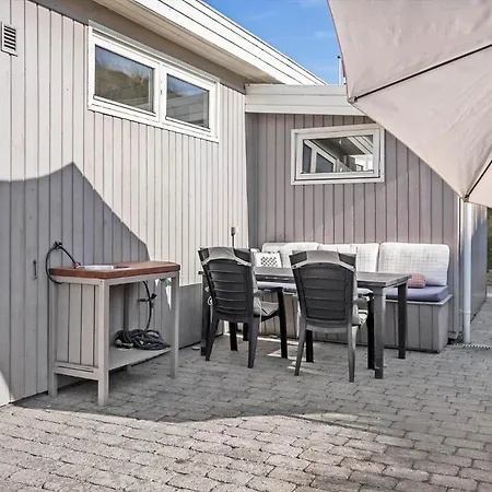 Ferienhaus 755-hvide-sande-sondergade-106 *